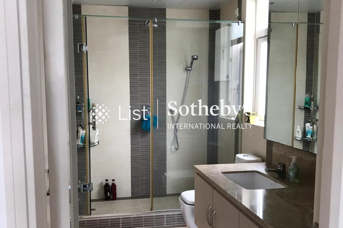 Stubbs Villa 詩濤花園 | Master Bathroom