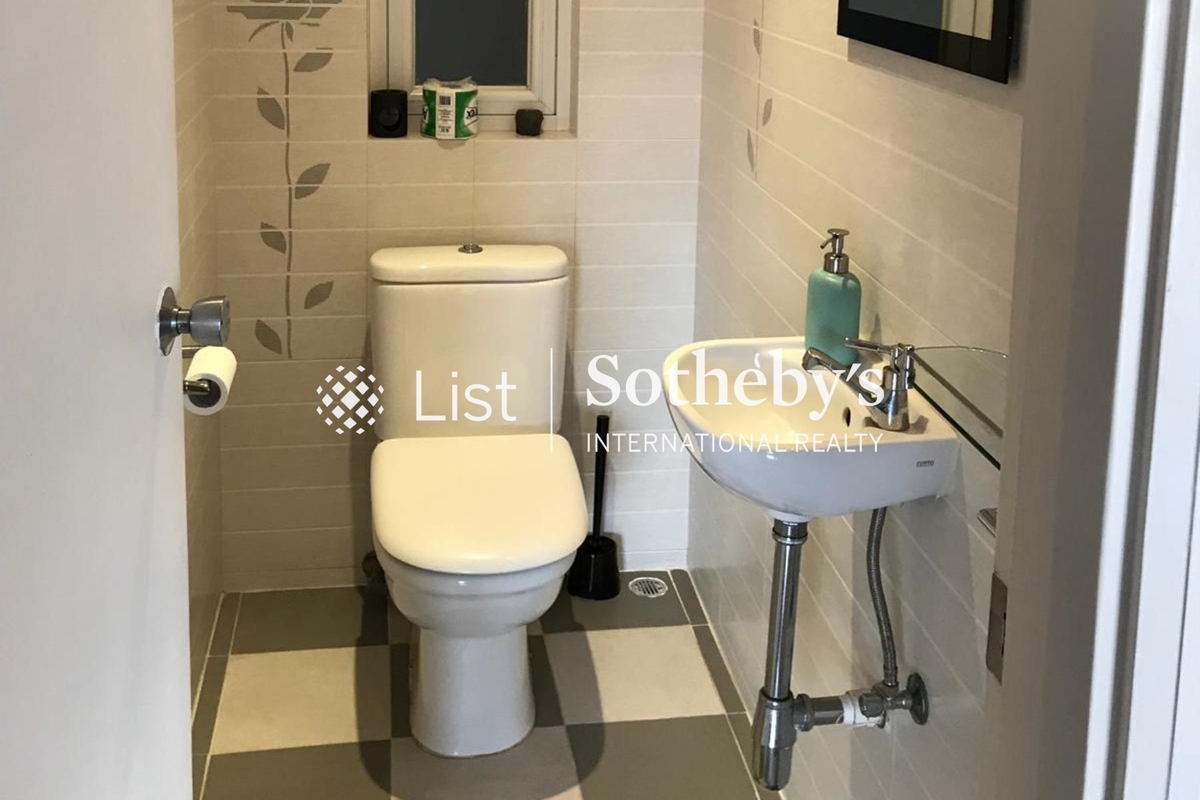 Stubbs Villa 詩濤花園 | Powder room