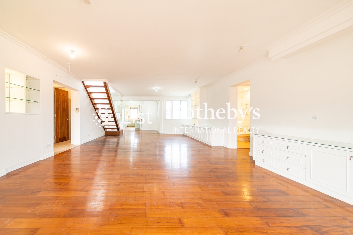 Stubbs Villa 诗涛花园 | Living and Dining Room