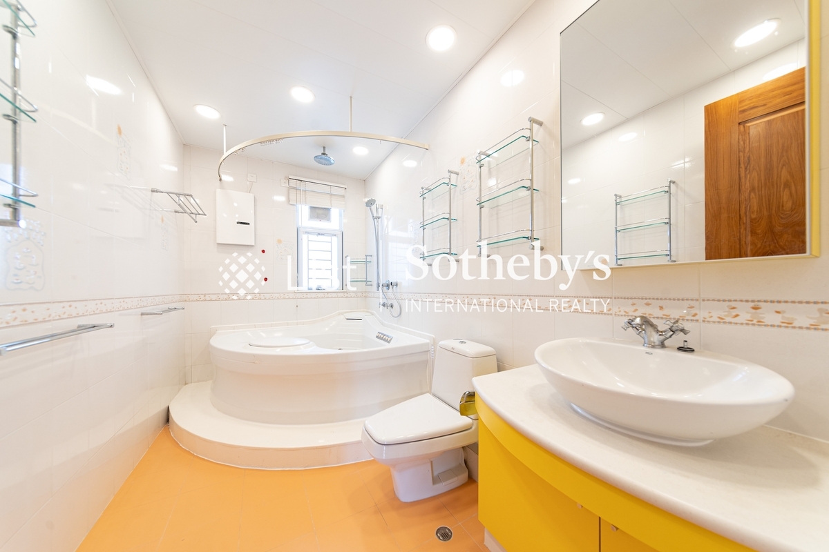 Stubbs Villa 诗涛花园 | Guest Bathroom