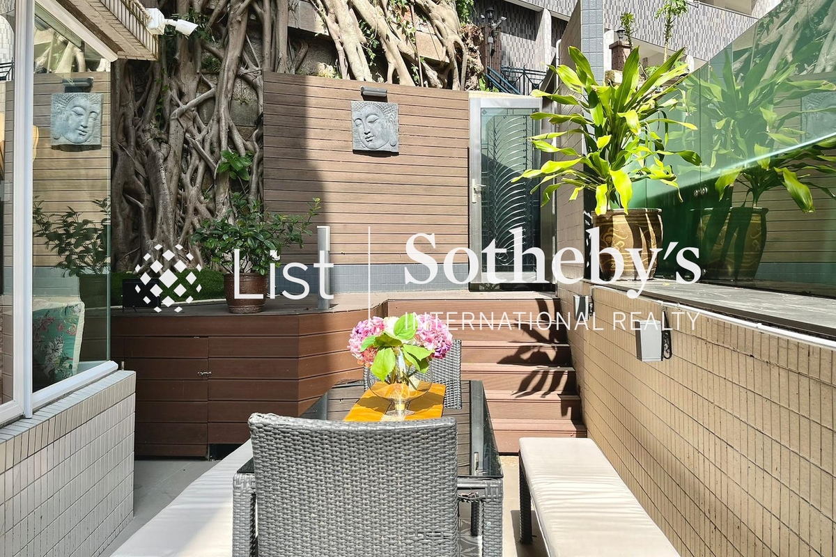 The Notting Hill 摘星閣 | Private Terrace off Living and Dining Room