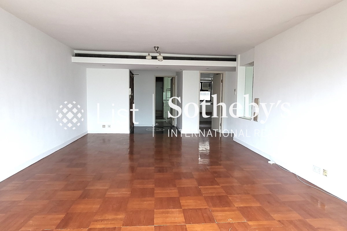 Crescent Heights 月陶居 | Living and Dining Room