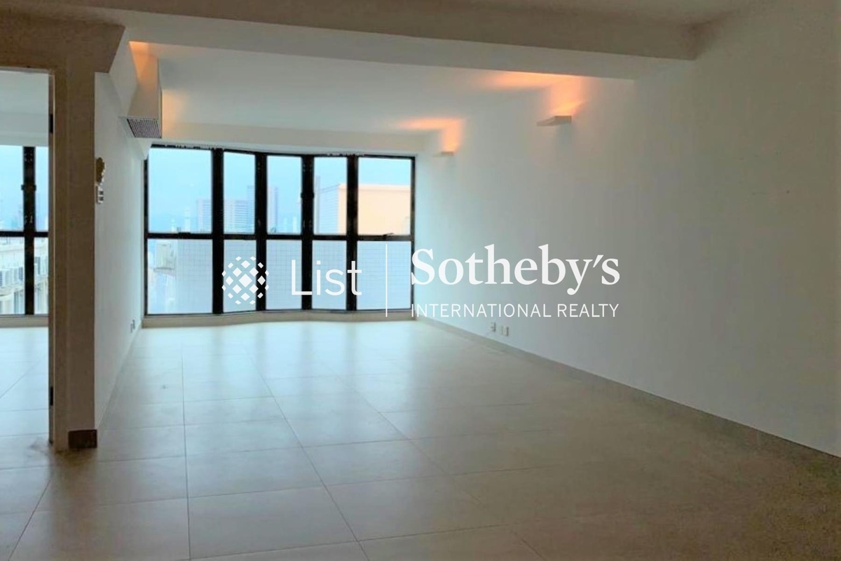 Crescent Heights 月陶居 | Living and Dining Room