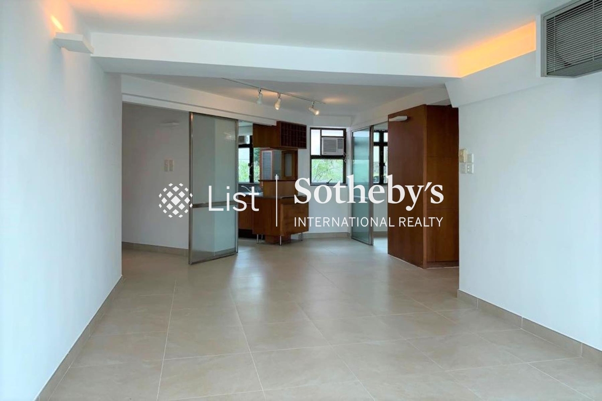 Crescent Heights 月陶居 | Living and Dining Room