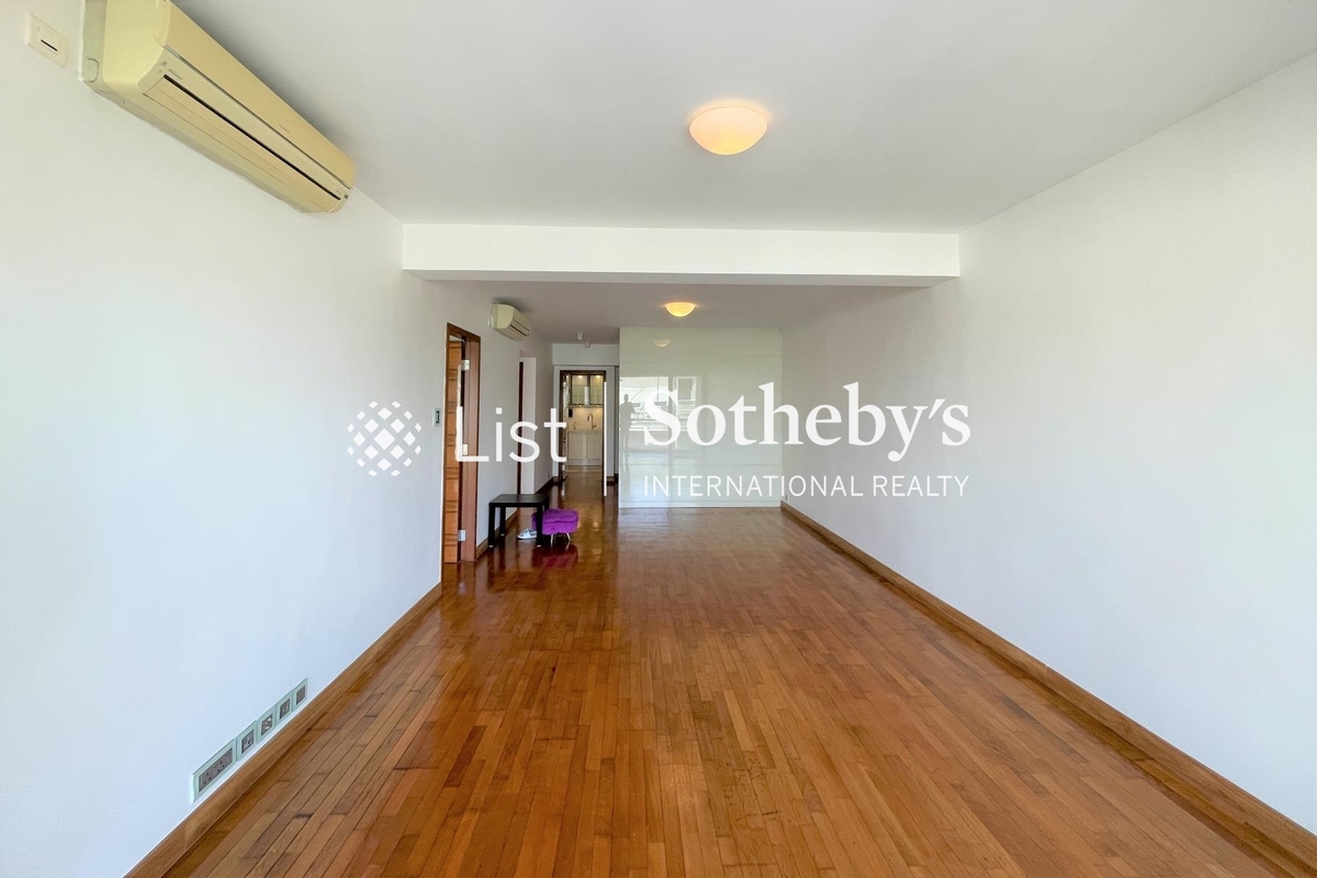 Chester Court 東山臺5號 | Living and Dining Room