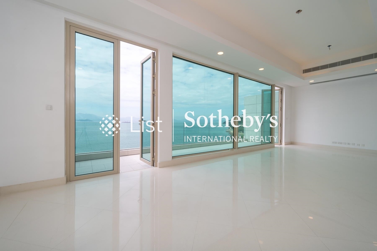 Residence Bel-Air Phase 5 Villa Bel-Air 貝沙灣 5期 洋房 | Living and Dining Room