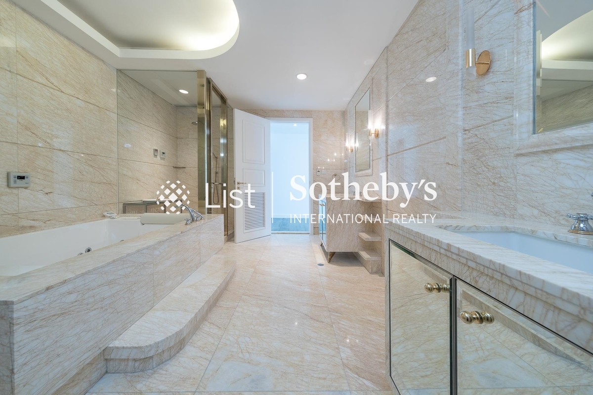 Residence Bel-Air Phase 5 Villa Bel-Air 貝沙灣 5期 洋房 | Master Bathroom