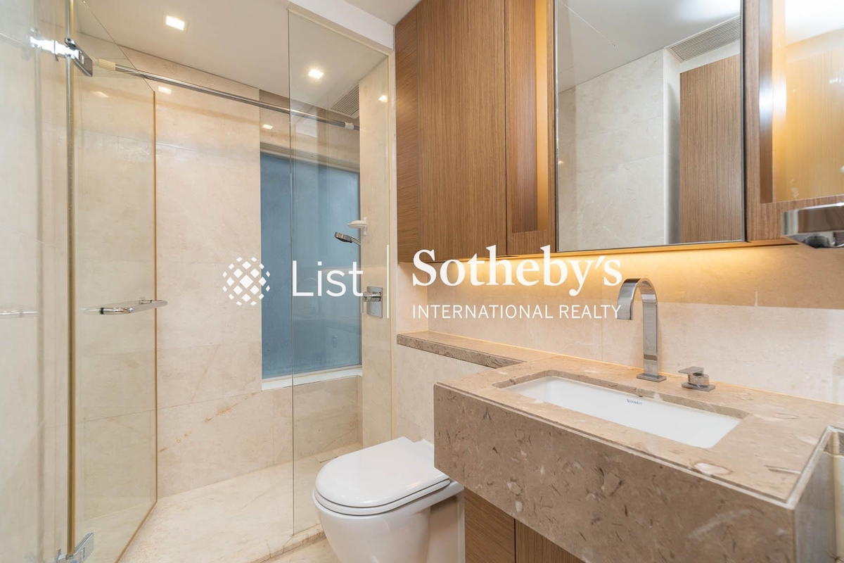 The Altitude 紀雲峰 | Guest Bathroom