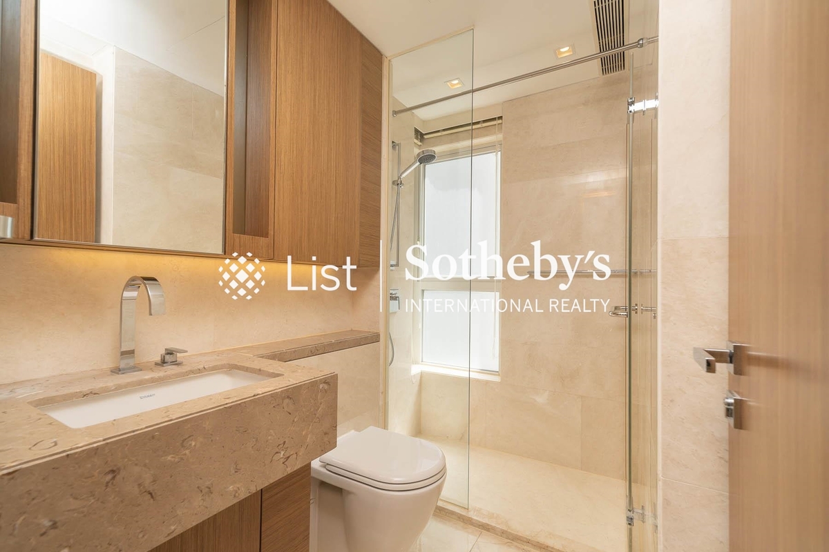 The Altitude 紀雲峰 | Guest Bathroom