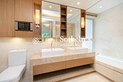 The Altitude 紀雲峰 | Master Bathroom