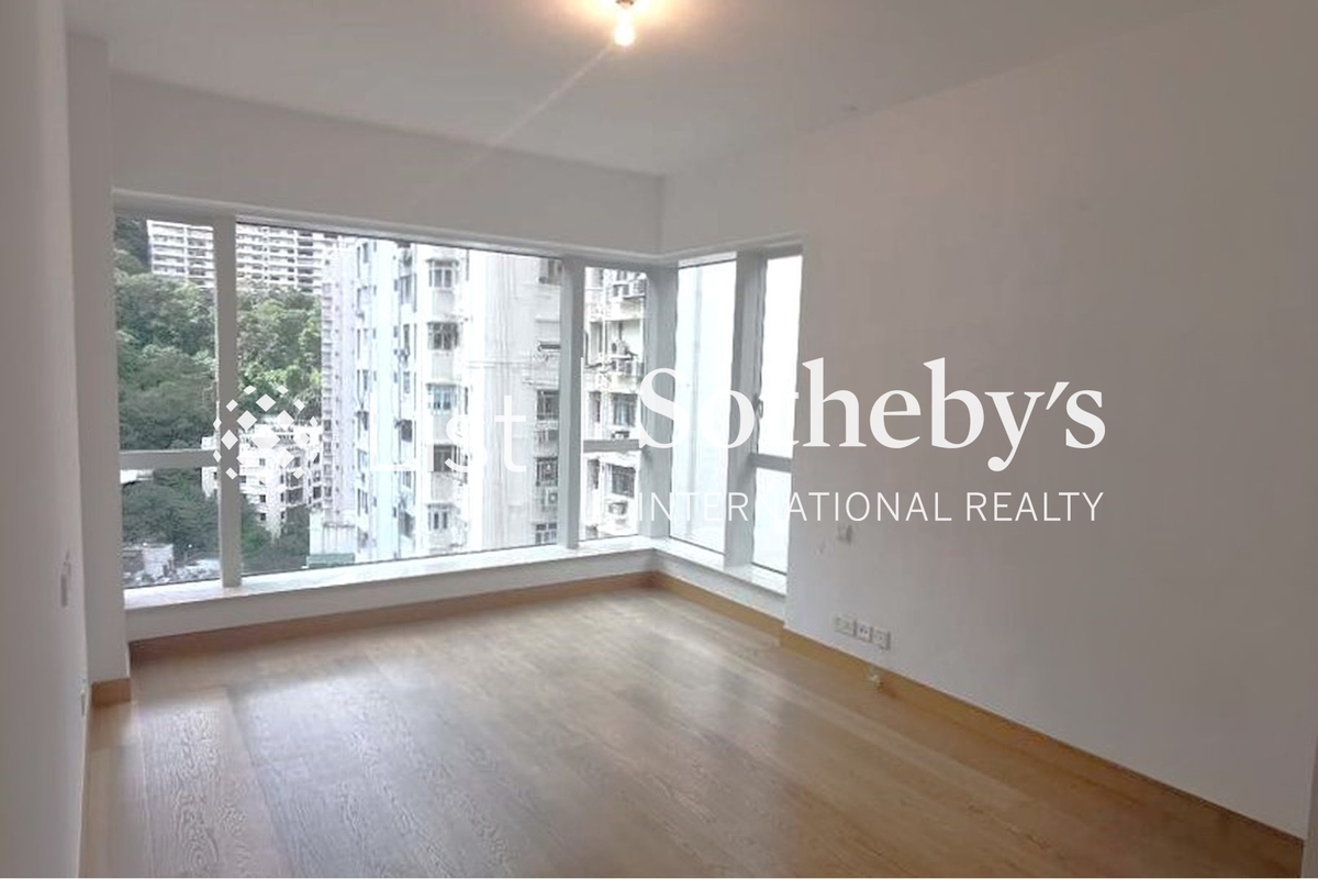 The Altitude 紀雲峰 | Master Bedroom