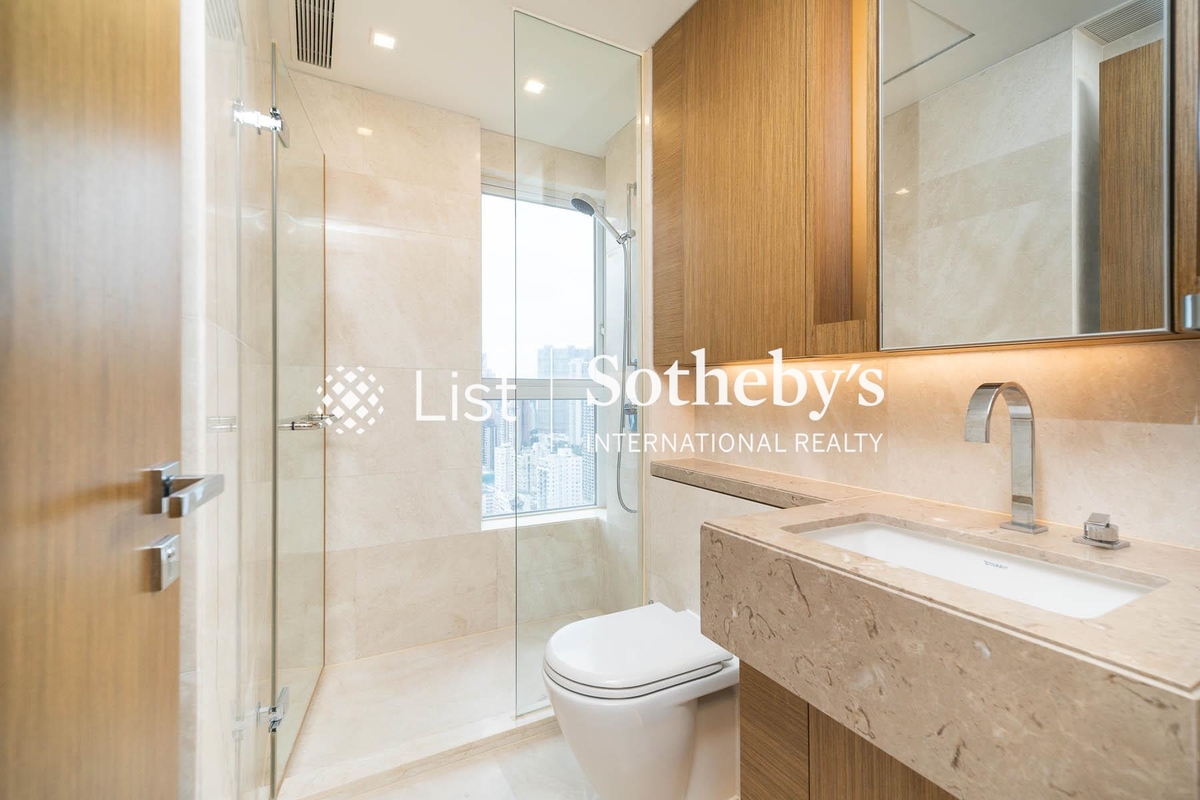 The Altitude 紀雲峰 | Guest Bathroom