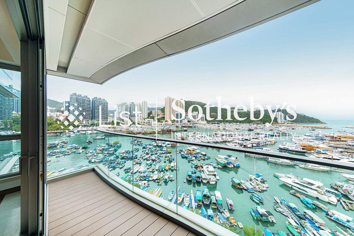 Marina South 南區‧左岸 | Balcony off Living and Dining Room