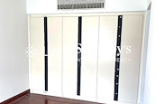 The Harbourside 君臨天下 | Built-in Wardrobe in Master Bedroom 