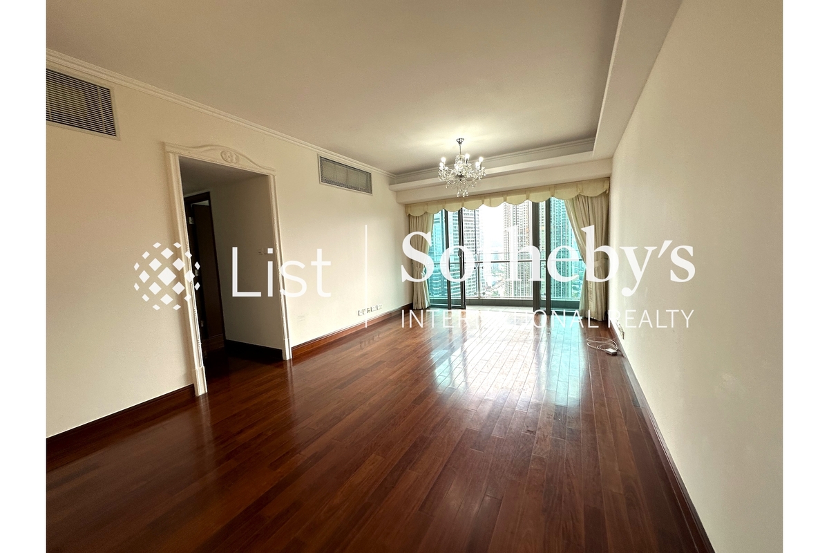 The Harbourside 君临天下 | Living Room