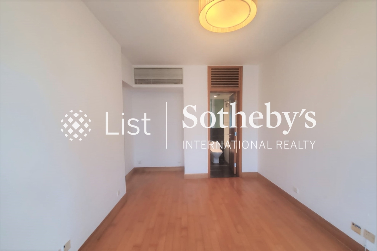 The Harbourside 君临天下 | Master Bedroom