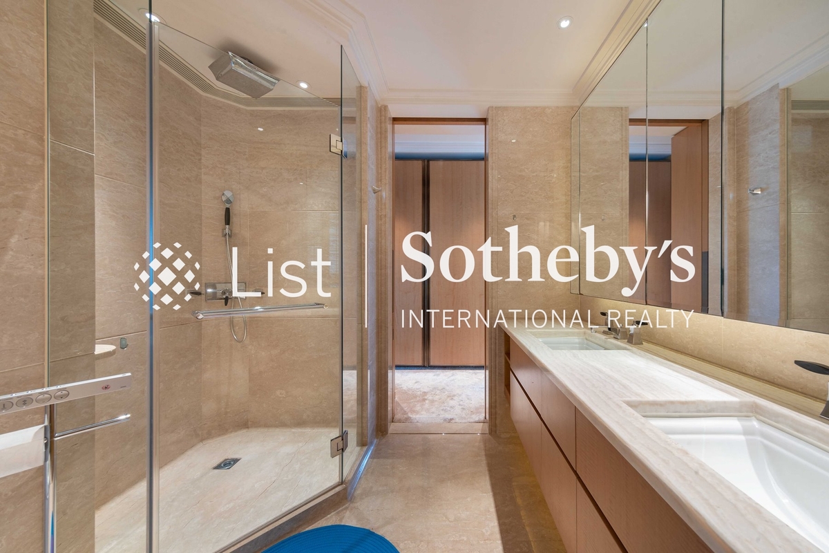 The Harbourside 君臨天下 | Master Bathroom