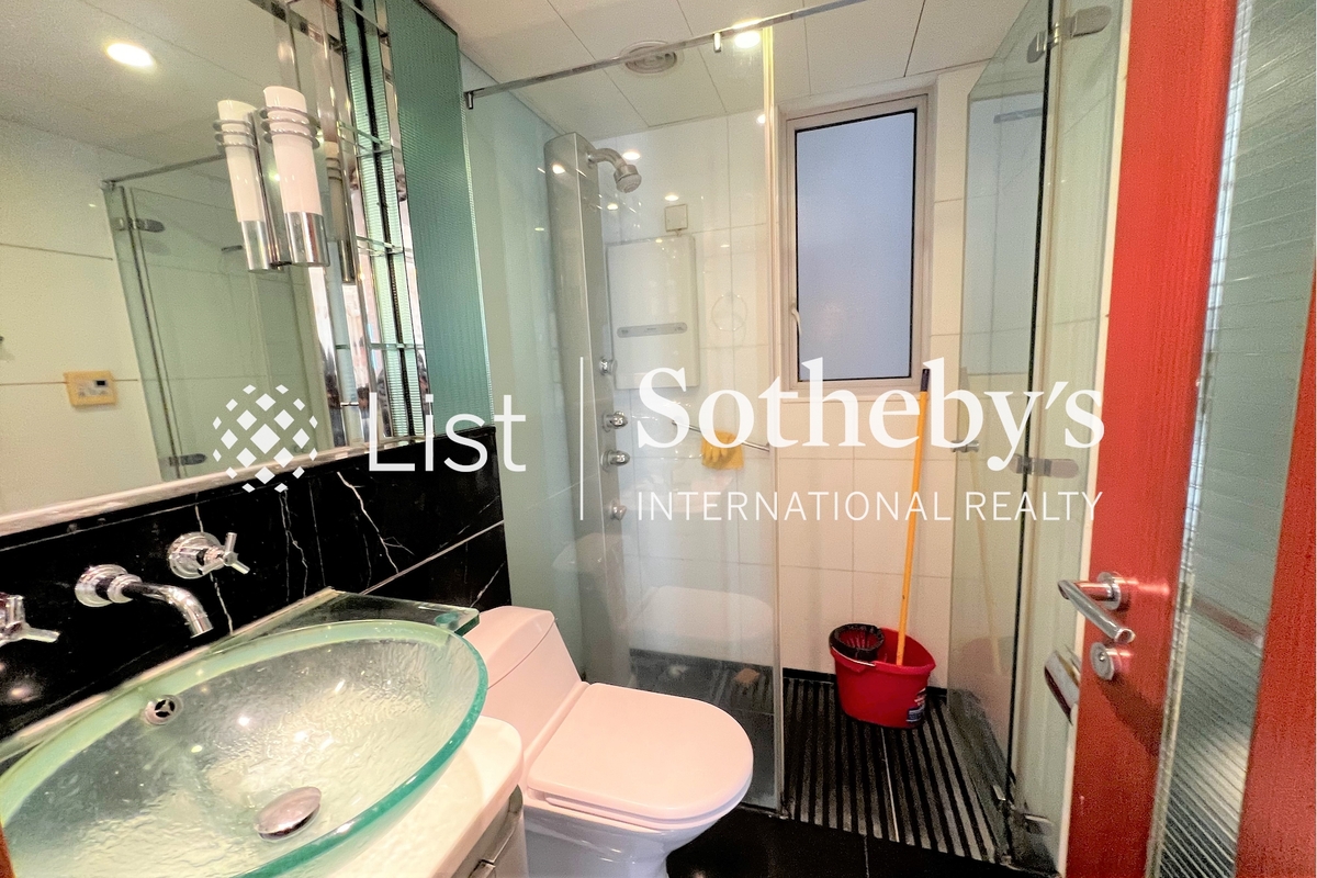 The Harbourside 君临天下 | Guest Bathroom