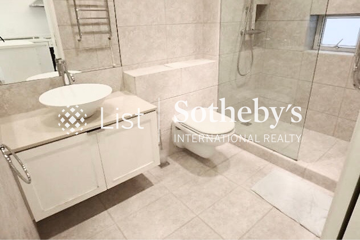 Kensington Court 景麗苑 | Master Bathroom