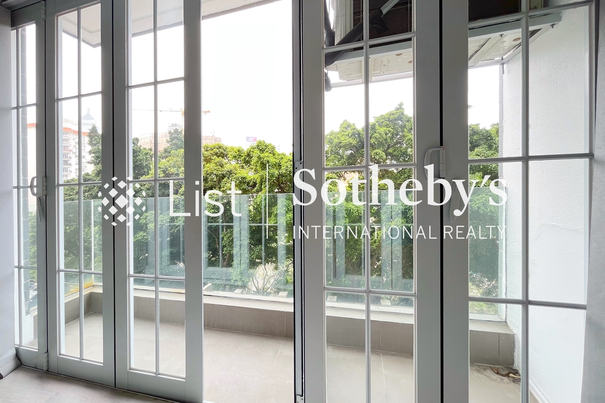 Sheffield Garden 肇豐園 | Balcony off Living and Dining Room