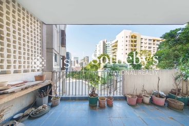 United Mansion 騰黃閣 | 