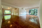 Kennedy Court 顯輝豪庭 | Living and Dining Room