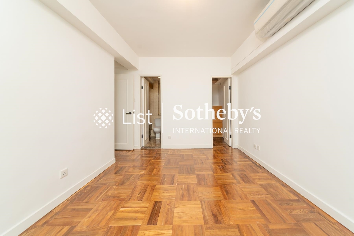 Kennedy Court 顯輝豪庭 | Master Bedroom