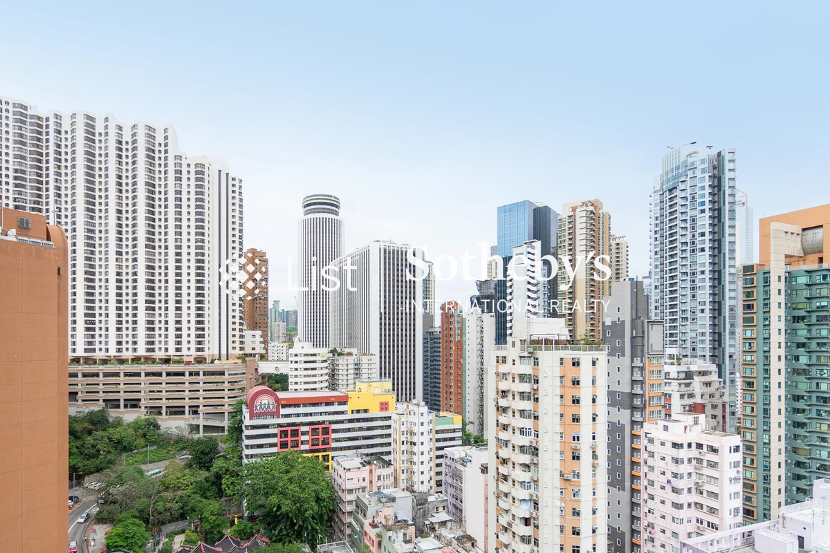 Kennedy Court 顯輝豪庭 | View from Living and Dining Room