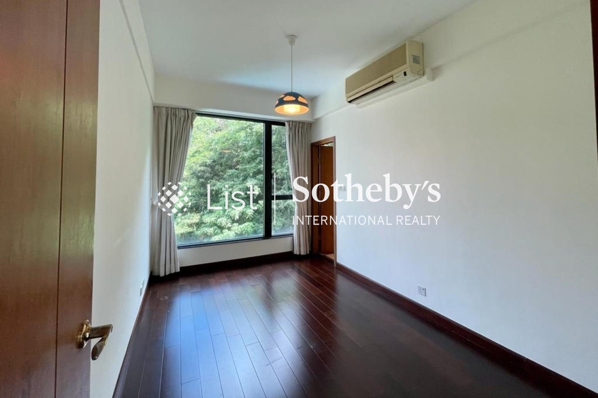 8 Shiu Fai Terrace 肇輝臺8號 | Second En-suite Bedroom