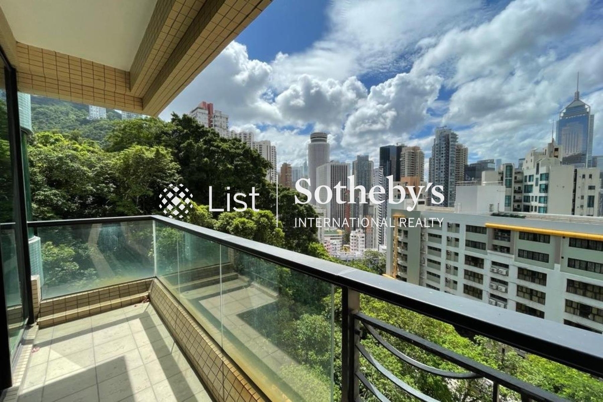 8 Shiu Fai Terrace 肇輝臺8號 | Balcony off Living and Dining Room