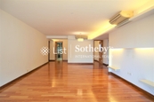 No. 12 Tung Shan Terrace 東山臺12號 | Living and Dining Room