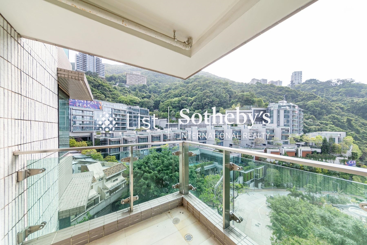 No. 12 Tung Shan Terrace 東山臺12號 | Balcony off Living and Dining Room