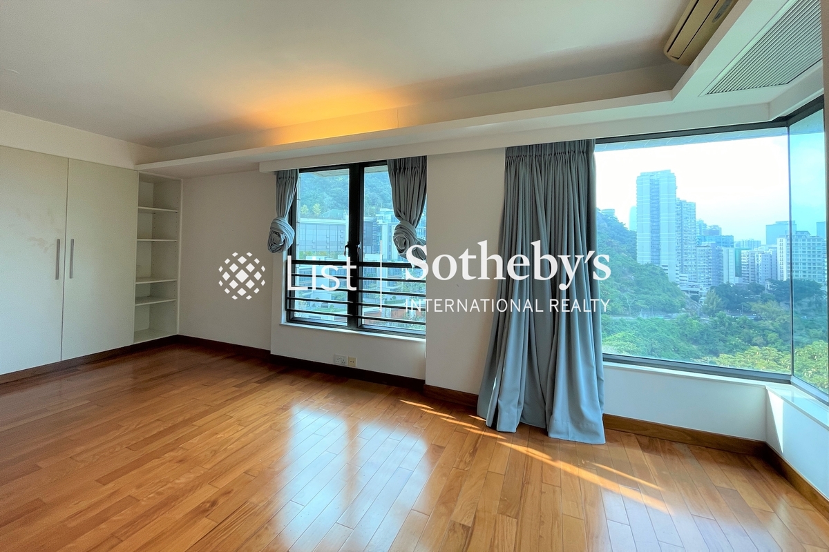 No. 12 Tung Shan Terrace 東山臺12號 | Master Bedroom