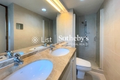 No. 12 Tung Shan Terrace 東山臺12號 | Master Bathroom