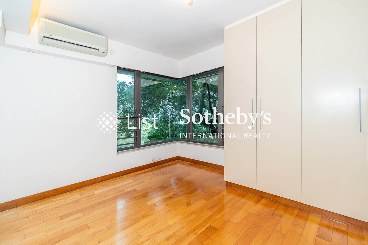 No. 12 Tung Shan Terrace 東山臺12號 | Master Bedroom