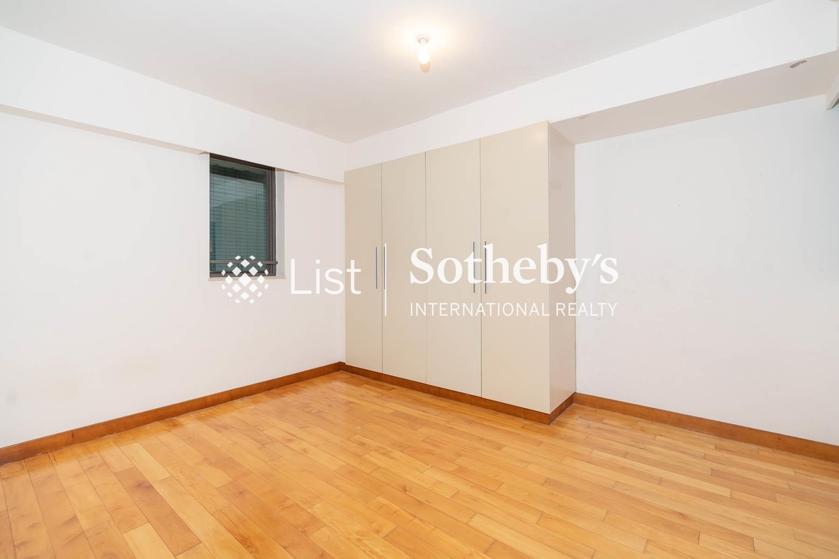 No. 12 Tung Shan Terrace 東山臺12號 | Second Bedroom