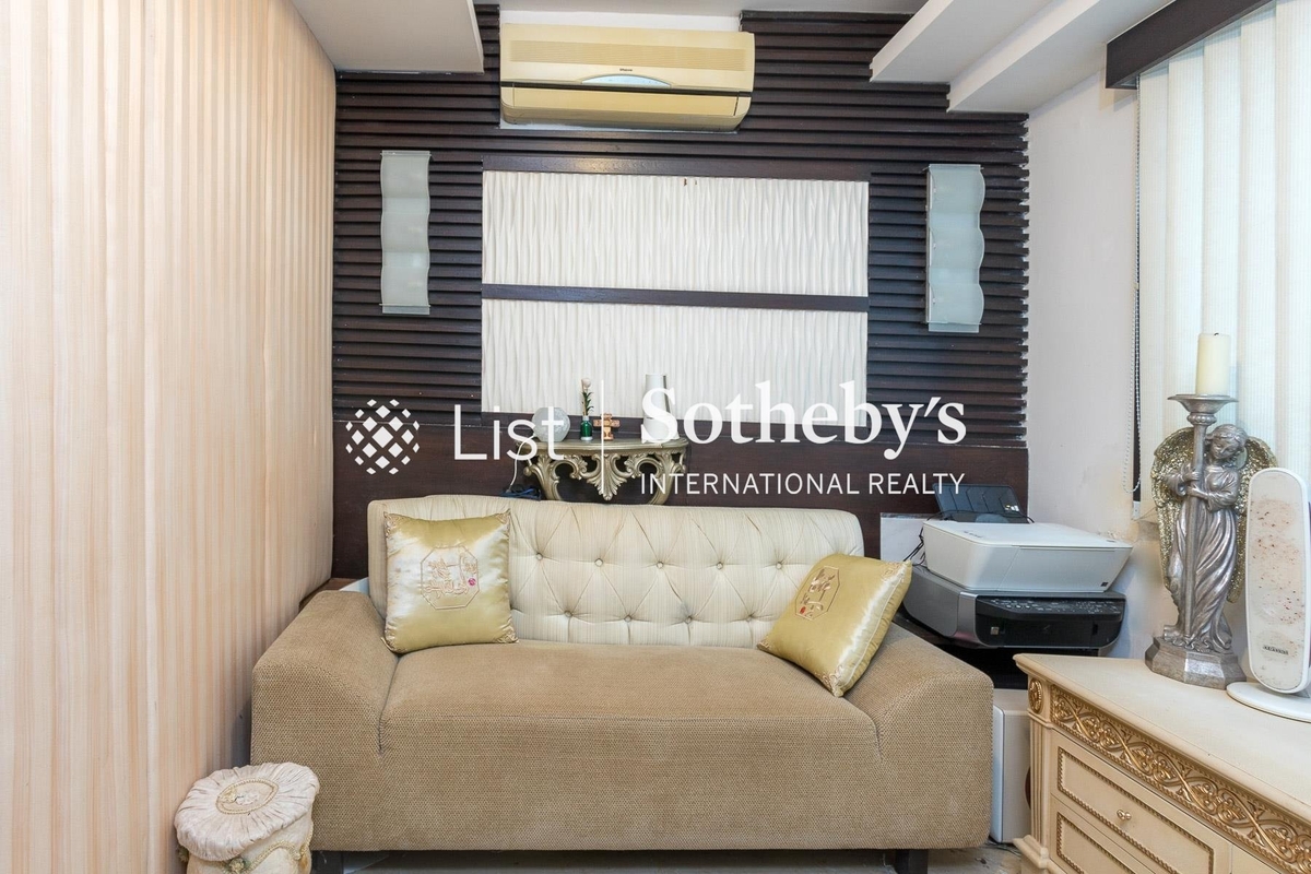 Gallant Place 嘉逸居 | Second Bedroom