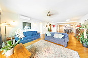 18 Tung Shan Terrace 東山臺18號 | Living and Dining Room