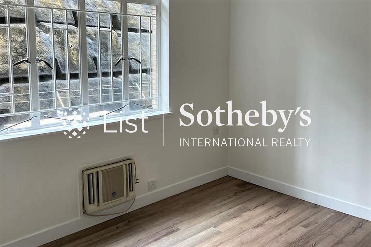 Moon Fair Mansion 滿輝大廈 | Second Bedroom