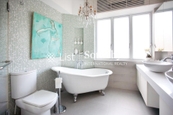Moon Fair Mansion 滿輝大廈 | Master Bathroom