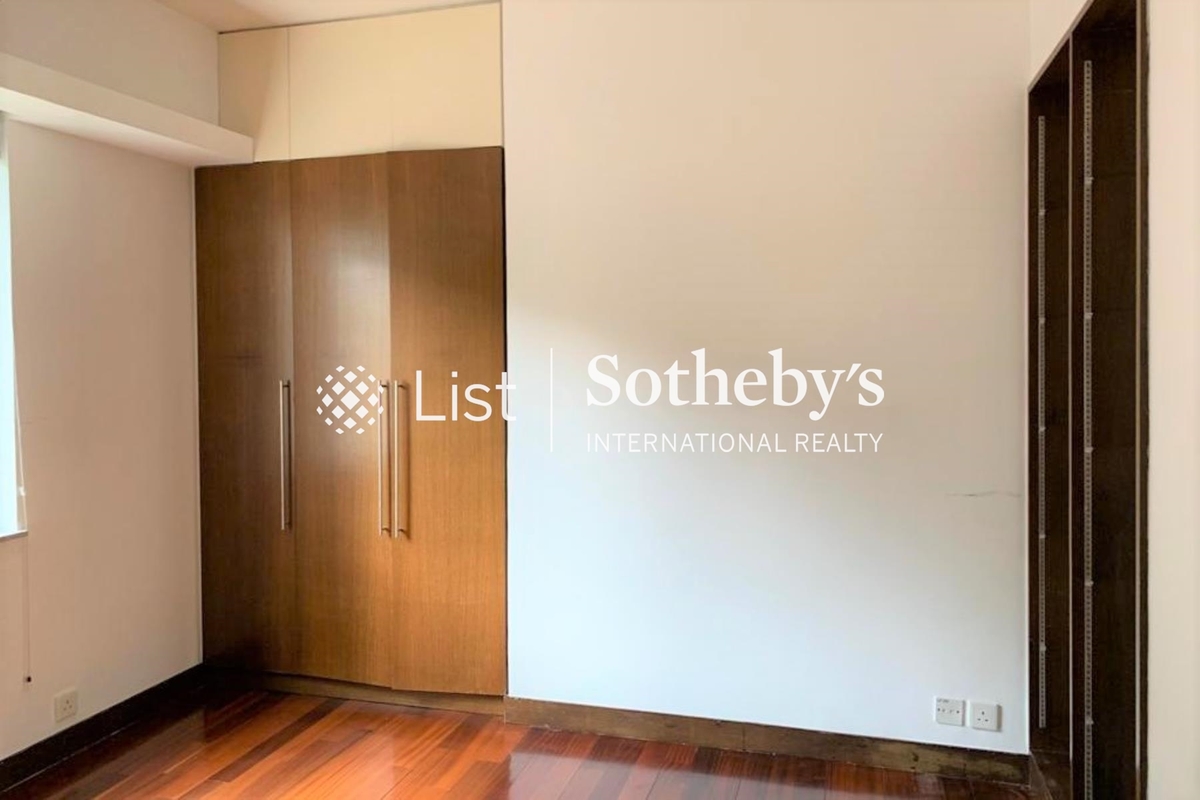 Moon Fair Mansion 滿輝大廈 | Third Bedroom