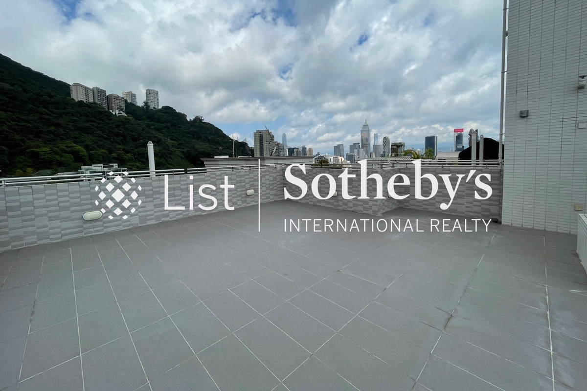 22 Tung Shan Terrace 東山臺22號 | Private Roof Terrace