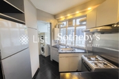 24 Tung Shan Terrace 東山臺24號 | Kitchen