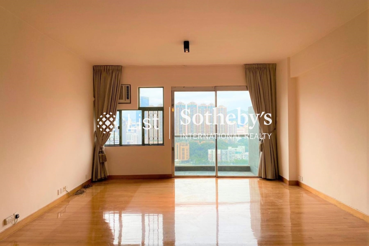 Greenville Gardens 嘉苑 | Living and Dining Room