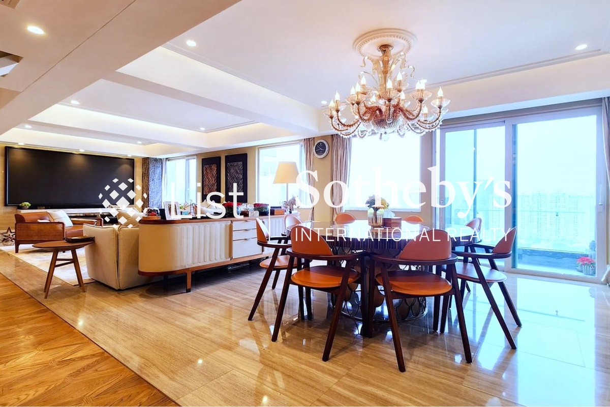 Greenville Gardens 嘉苑 | Living and Dining Room