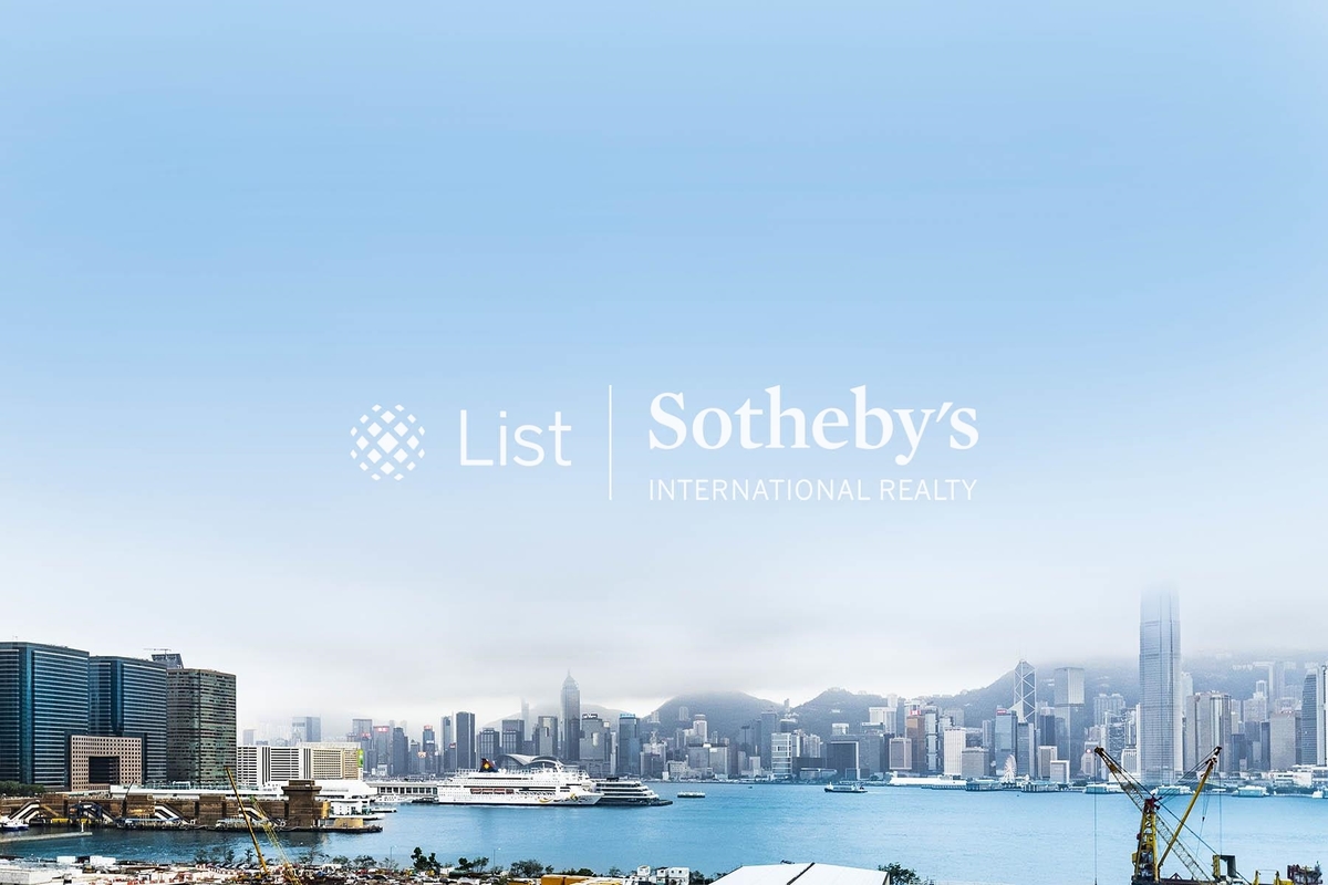 The Harbourside 君臨天下 | View from Living and Dining Room