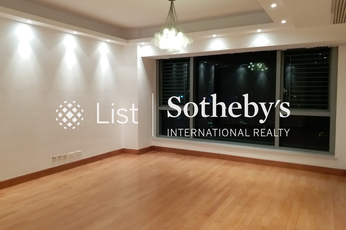 The Harbourside 君临天下 | Master Bedroom