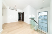 The Harbourside 君臨天下 | Family Room