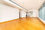 The Harbourside 君臨天下 | Living and Dining Room
