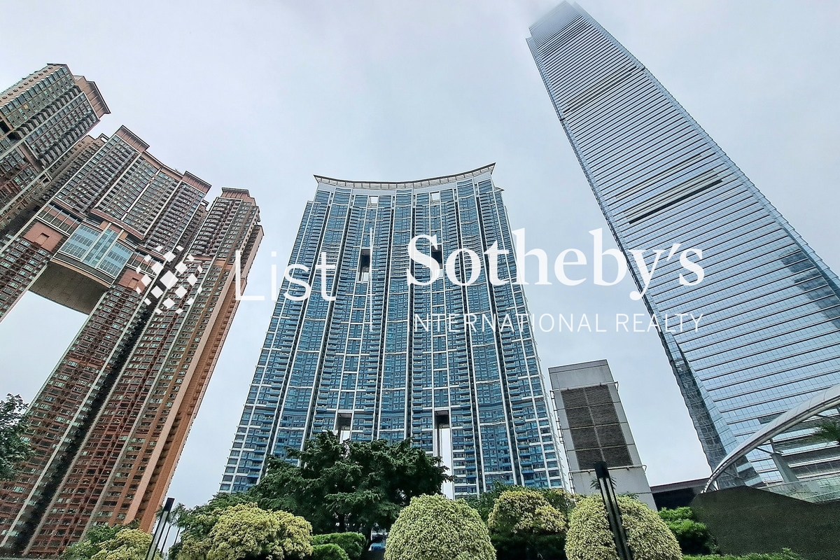 The Harbourside 君臨天下 | Outlook